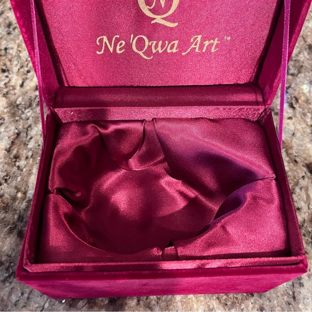 NE'QWA Art Scottland Bed of Roses Bride & Groom Wedding Ornament Clare Mackie
